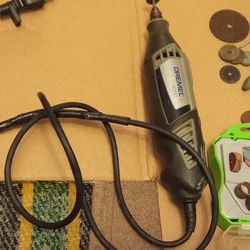 Dremel 2000 , Works Very Strong , 35 Dlls All.