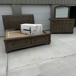 King Bedroom Set 