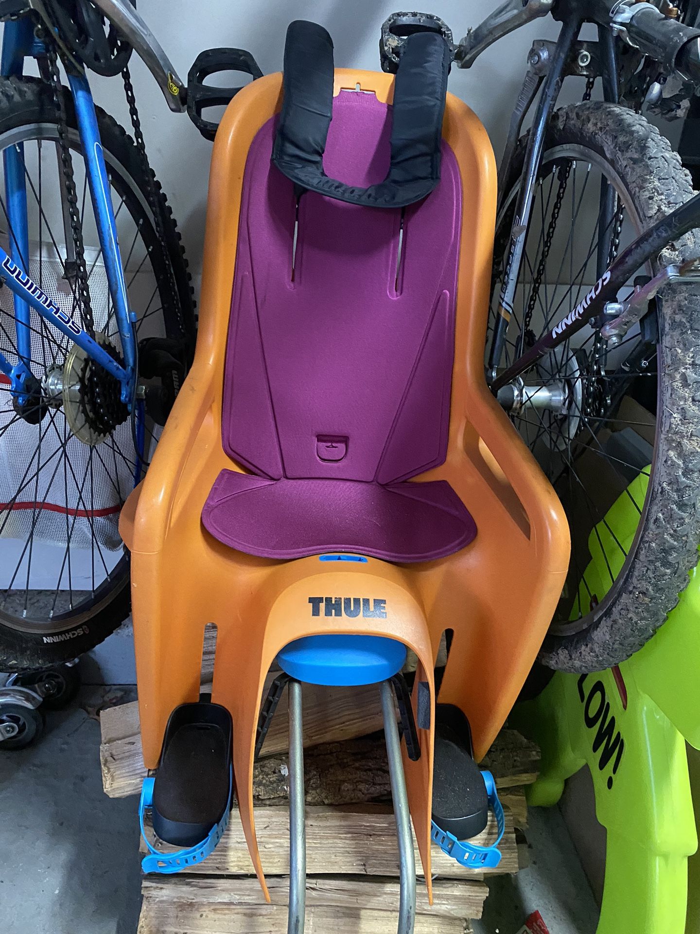 Thule RideAlong child bike seat