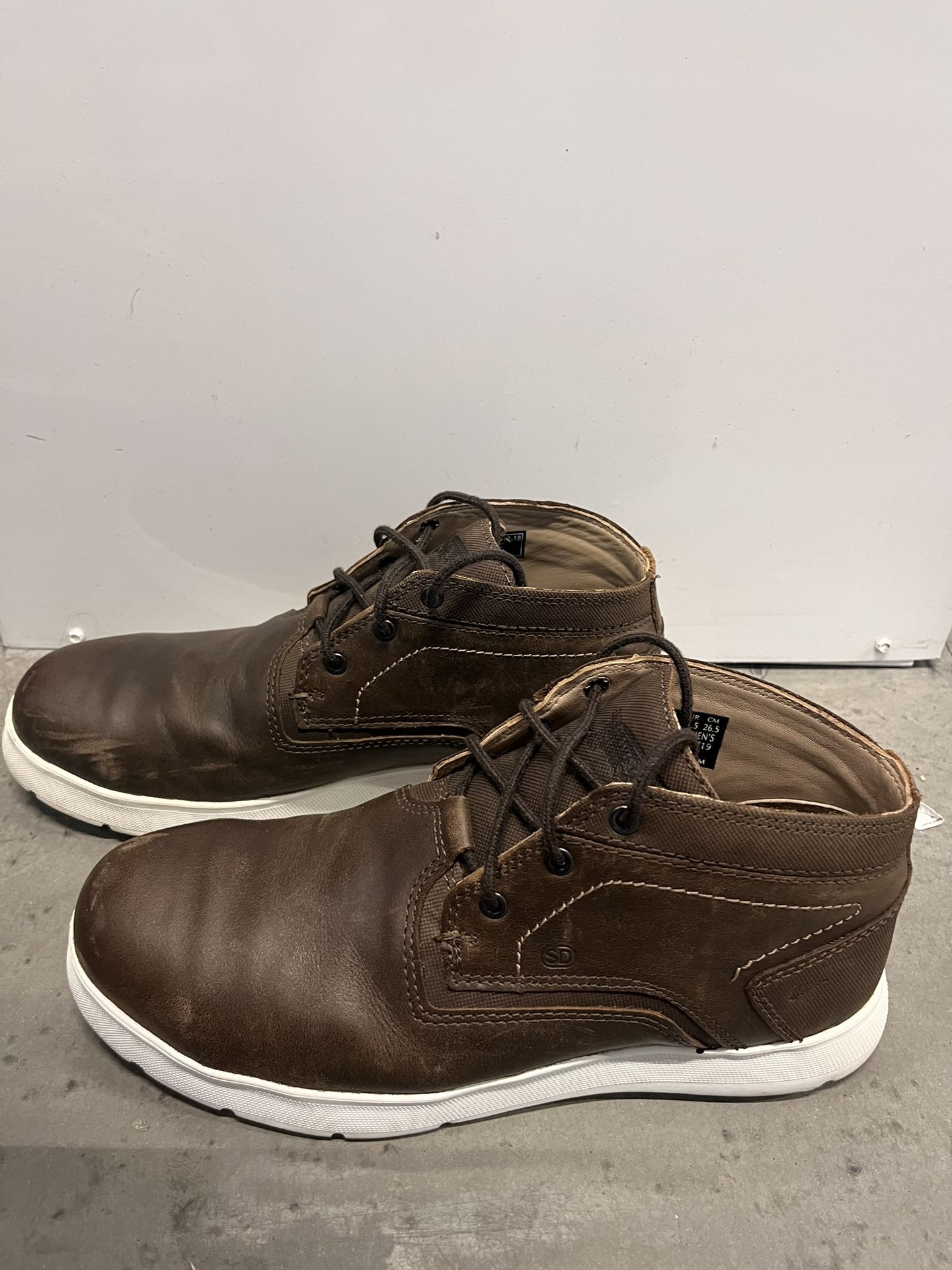 Red Wing Boots - Men’s Size 8.5D - Safety Toe