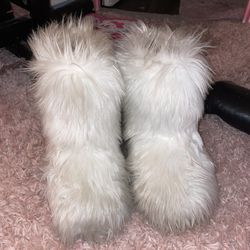 Fur Boots Size 10