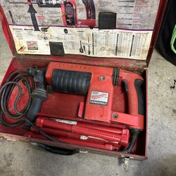 Milwaukee 1 1/2” SDS HD  Thunderbolt Rotary Hammer