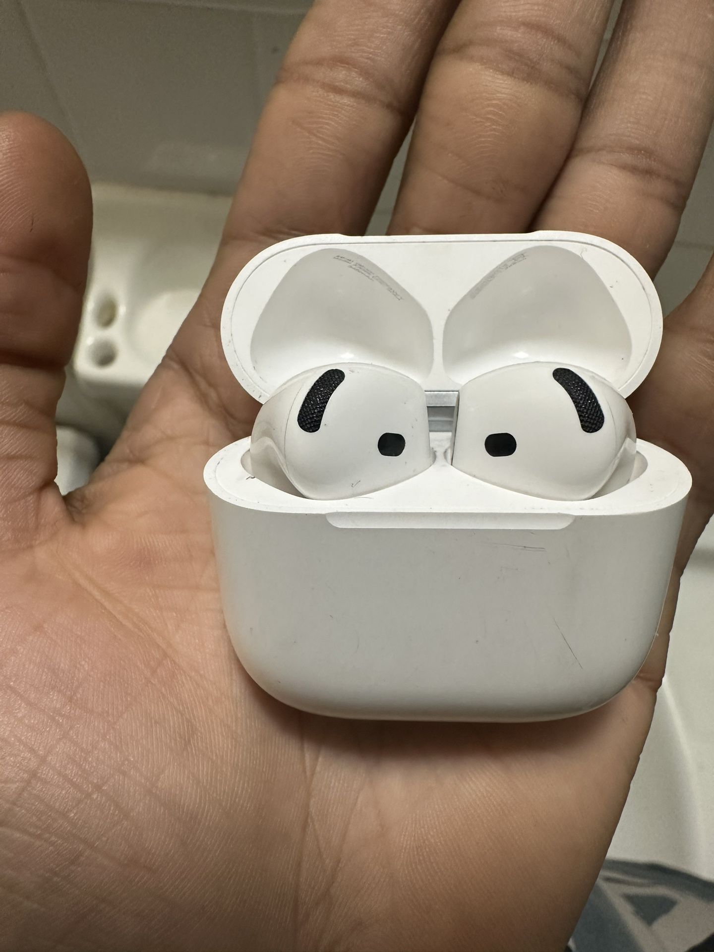 Airpod 4’s Anc