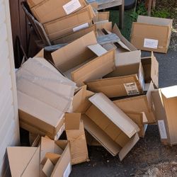 Free Moving Boxes!