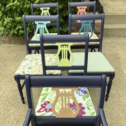 Vintage Wooden Chairs - 6/$150.00 (free curb/driveway delivery within 10 miles)