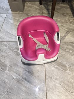 Ingenuity Baby Base 2-in-1 Booster Feeding and Floor