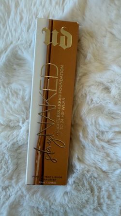 Urban Decay Stay Naked Weightless Liquid Foundation - Shade 51WY