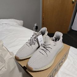 Adidas Yeezy Boost 350 V2 - Sesame