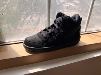 Nike all black high top