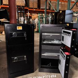 New 18" x 16" x 35.5" Coin-Slot Safe. Double Door Safe