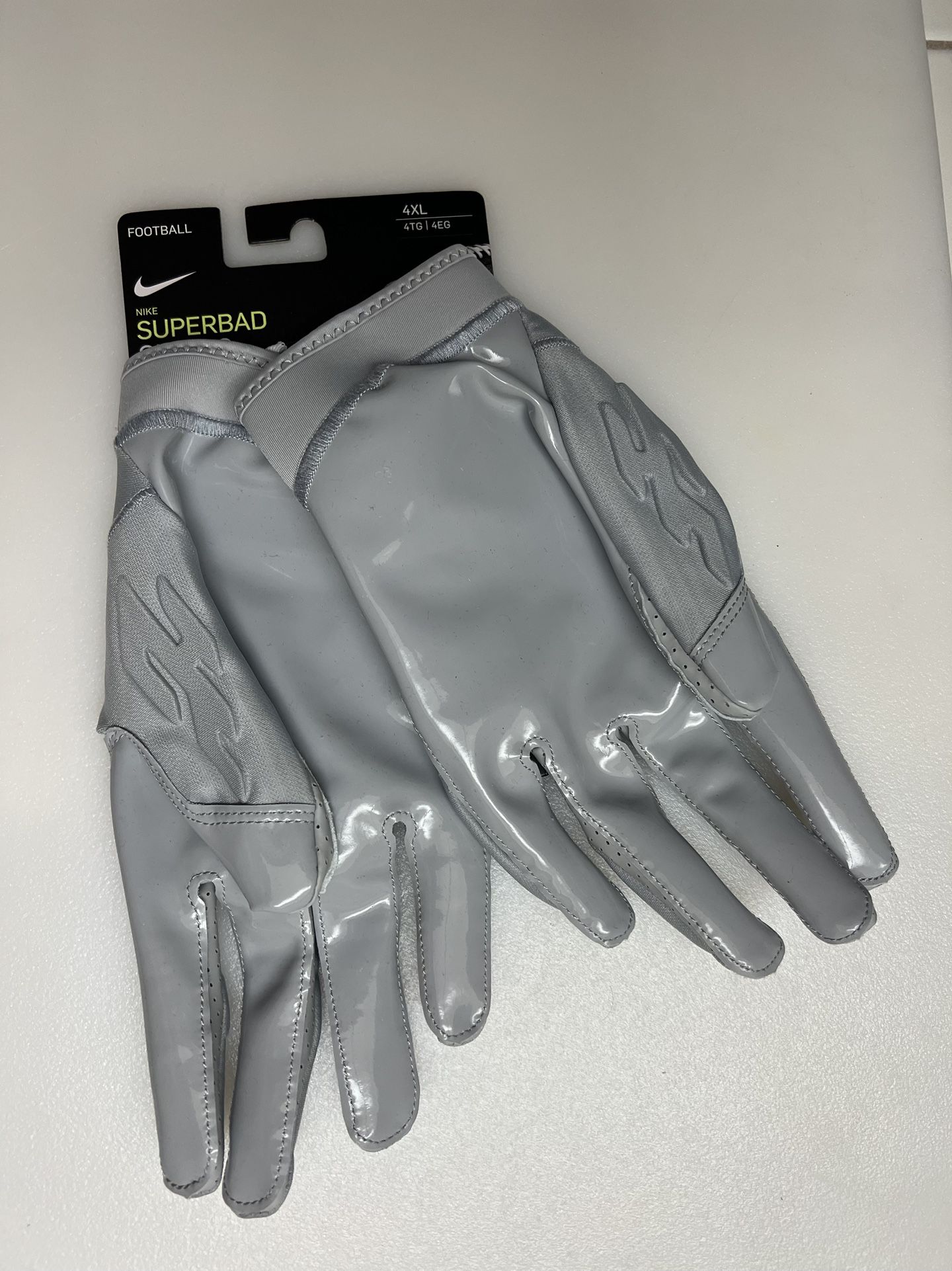Men's Nike Superbad Football Jordan Receiver Gloves Black DM0052-091 Size  XXXL for Sale in Bakersfield, CA - OfferUp