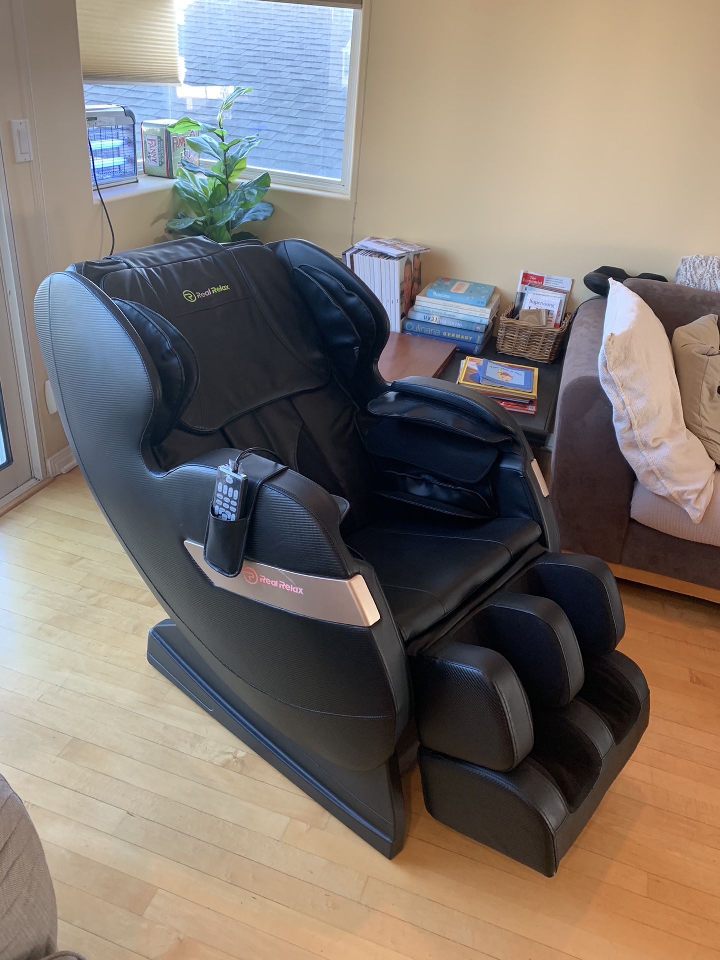 Massage Chair - Like new