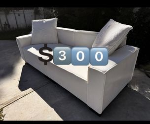 White Modular Sofa – 7 Ft Wide – Deep Cleaned