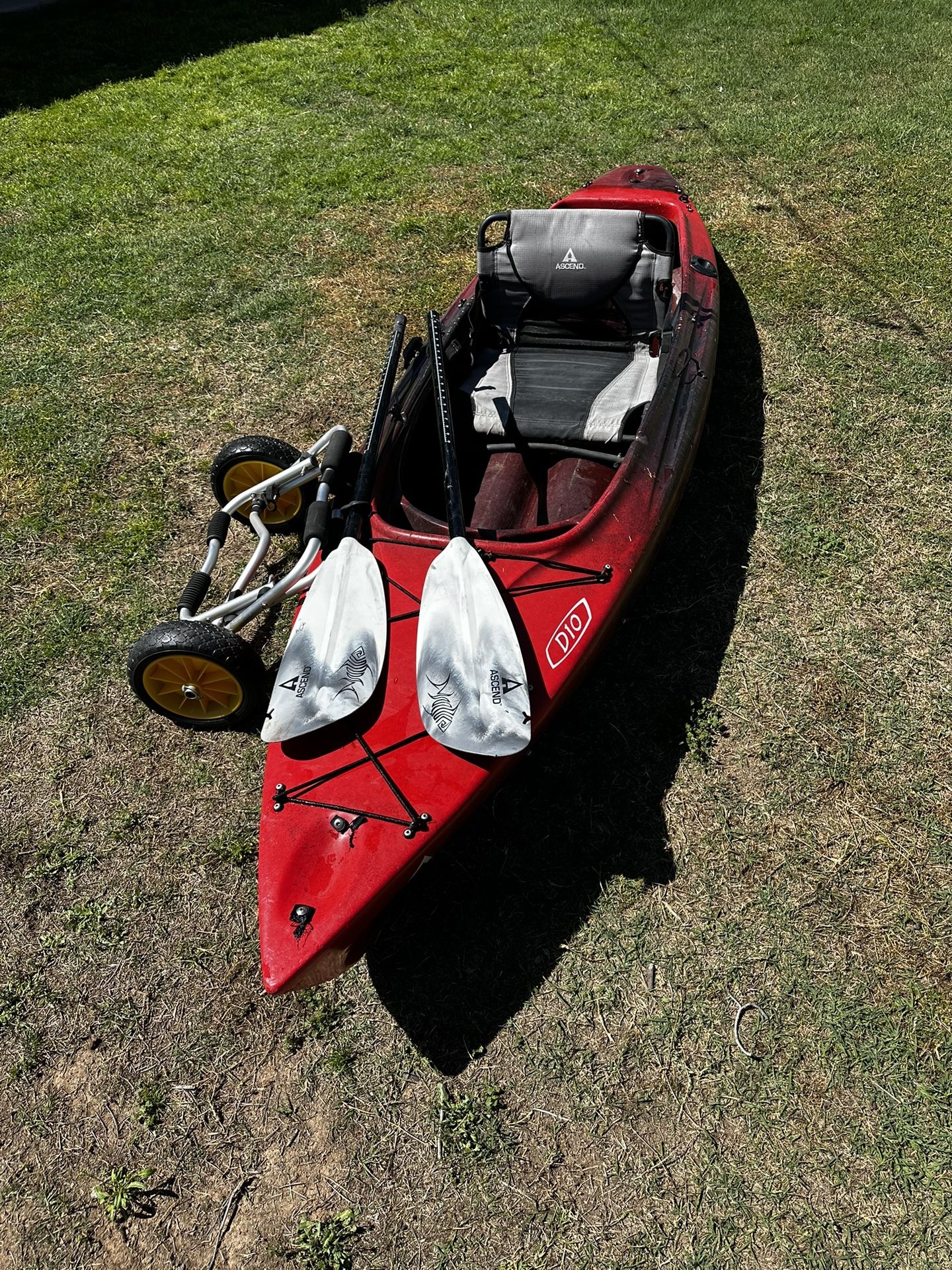 Ascend D10 Fishing Kayak