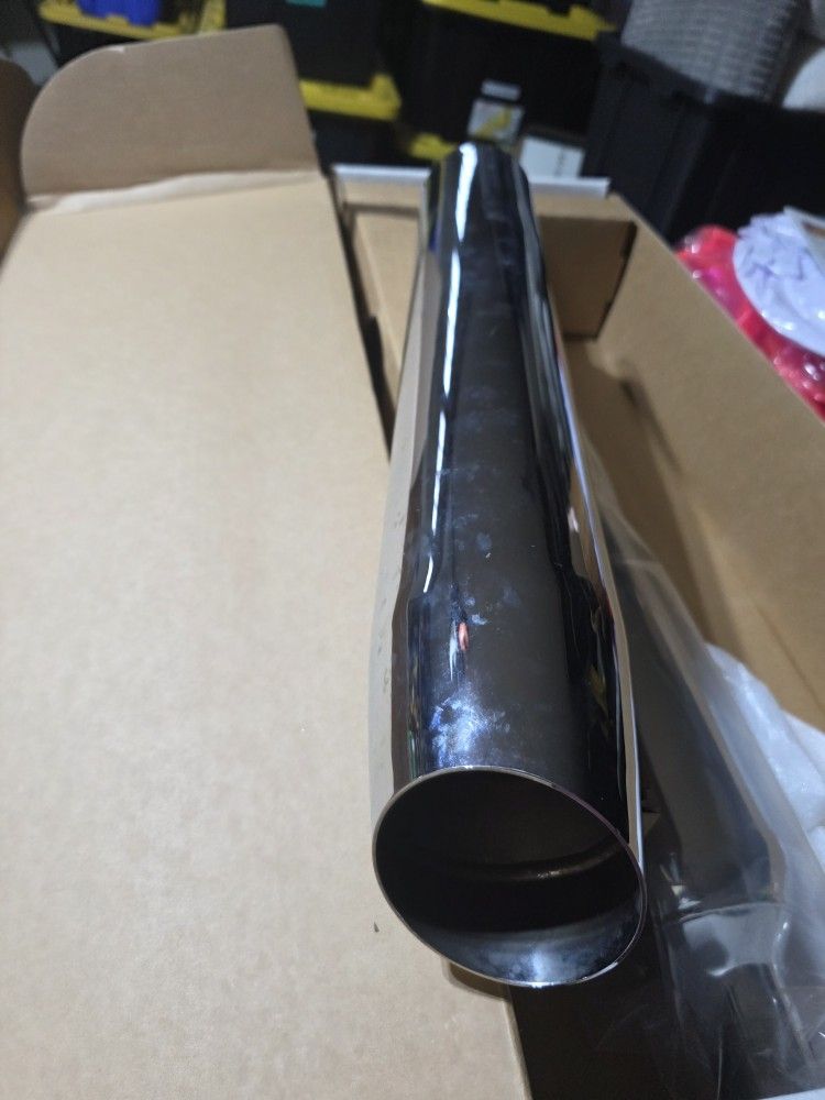 2 New Harley Davidson Exhaust Pipes