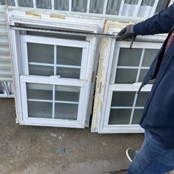 Bathroom Windows 🪟double panel vinyl retrofit privacy glass used in good condition Price is for each window not both   Height 33 1/2 inches  Width 21