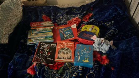 Dr Suess collector set