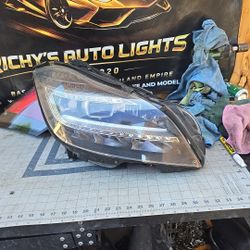 Mercedes-Benz CLS500 CLS550 W218 Right LED Headlight 2012-2014 A(contact info removed)