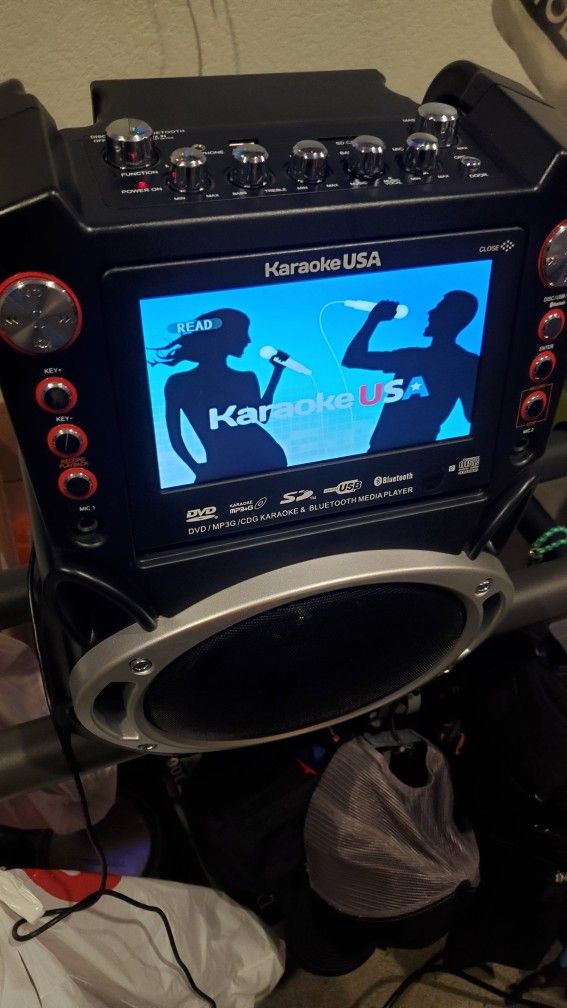 Karaoke USA Karaoke Machine/ Bluetooth Speaker/ DVD Player