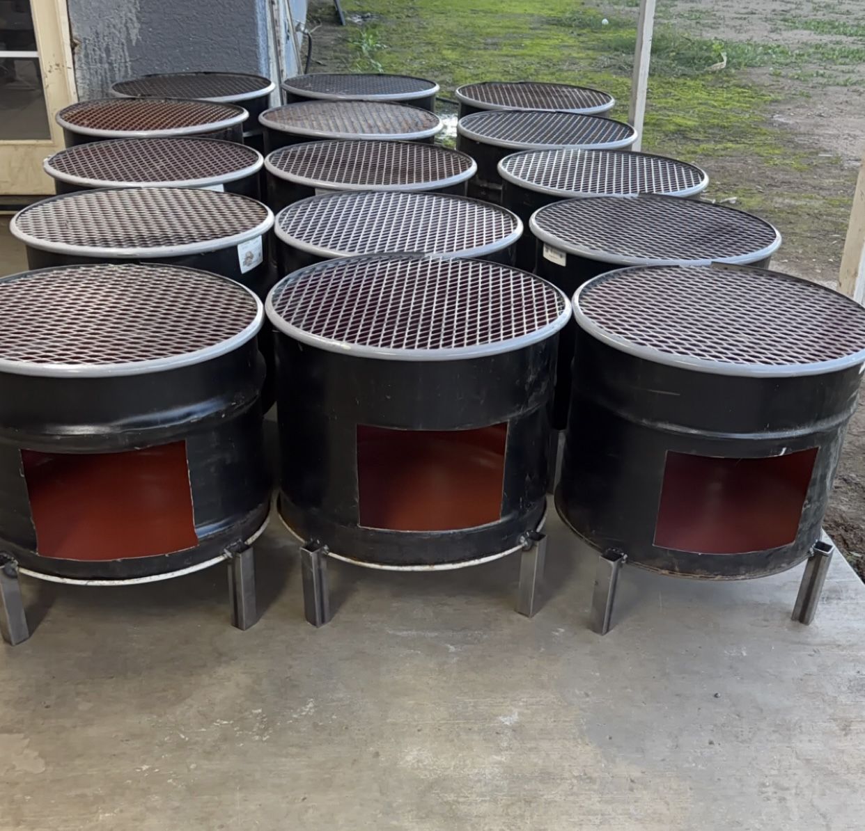 Fire pit / BBQ Grill