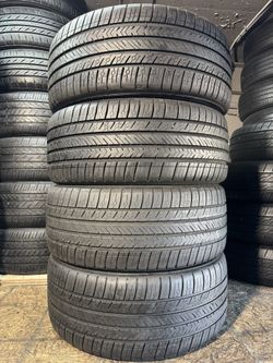 4 MICHELIN TIRES 225/45/17 FREE MOUNT AND BALANCE 