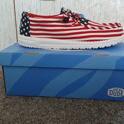 Men's Hey Dude Shoes - Size 14