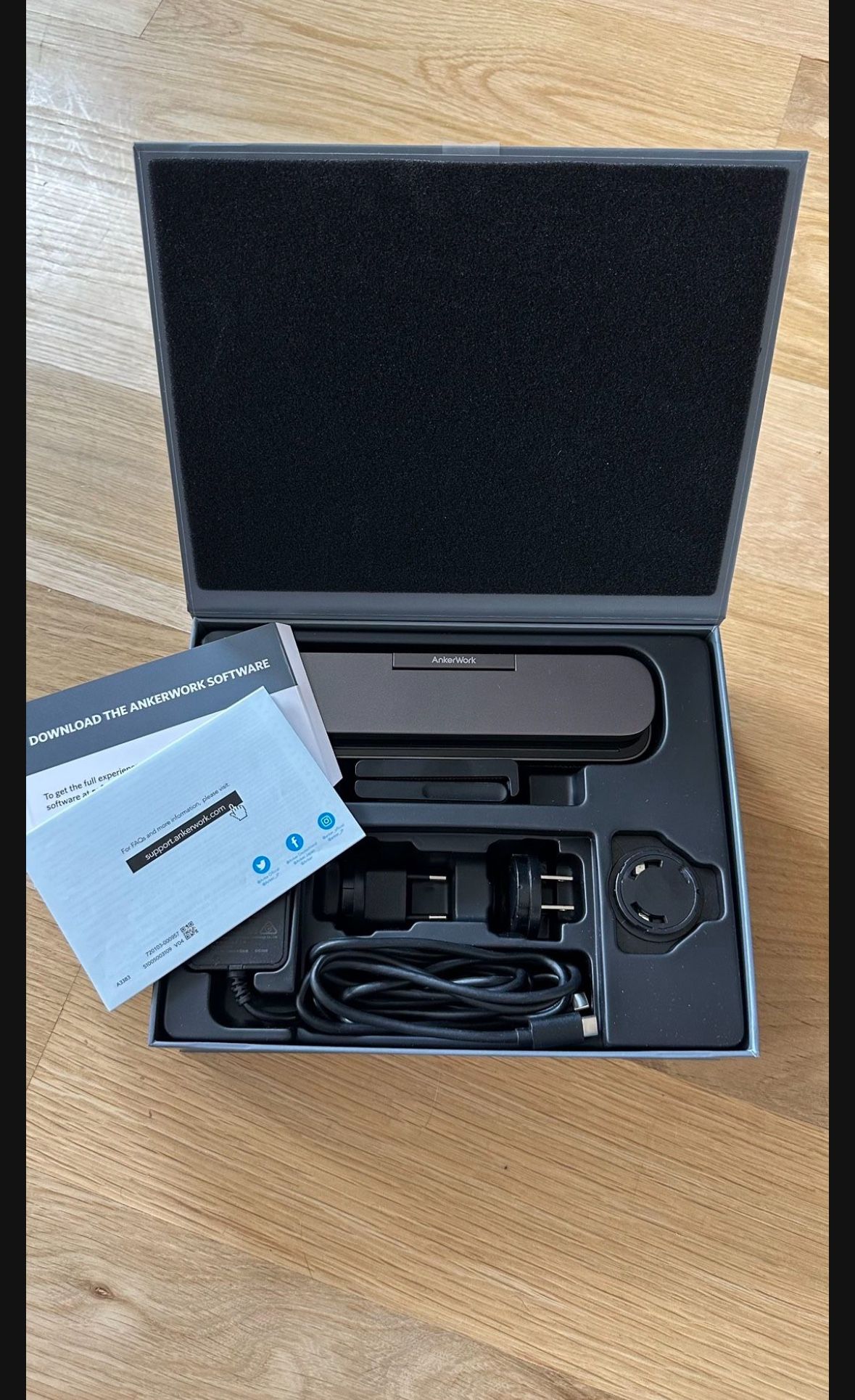 AnkerWork B600 Video Bar