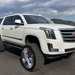 🔥2019 CADILLAC ESCALADE ESV LUXURY NEW 9IN LIFT&WHEELS & 37IN TIRES - $39,999 (❤️❤️FRIENDLY NO PRESSURE DEALERSHIP- FAST AND EASY PURCHASE!)