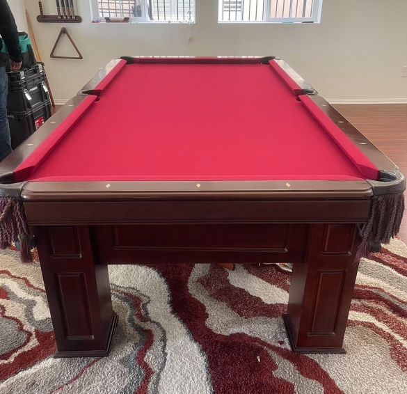 Pool Table 8ft ( Free Delivery & Set Up )