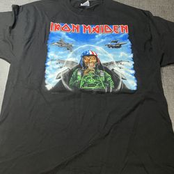 Iron Maiden Shirt Texas 2010 Final Frontier- XL (NEW)
