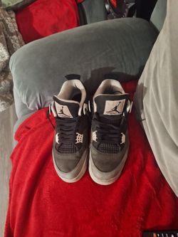 Jordan 4 Fear