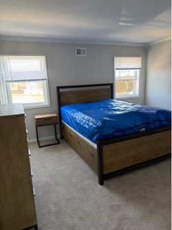 Arhaus Palmer Storage Bed QUEEN + 2 matching nightstands