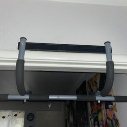 Doorway Multifunction Pull-Up Bar