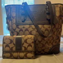  Coach Purse & Wallet