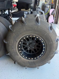 Polaris Rzr Pro r paddle tires