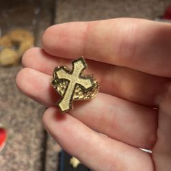 10k Gold Cross Ring 