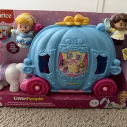 Disney Princess Cinderella’s Dancing Carriage Little People.