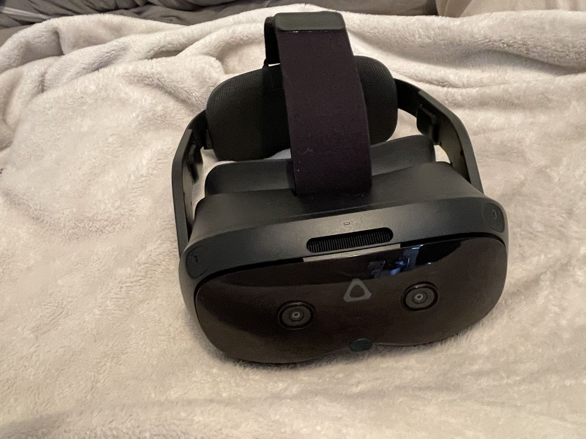 Vive Focus Vision