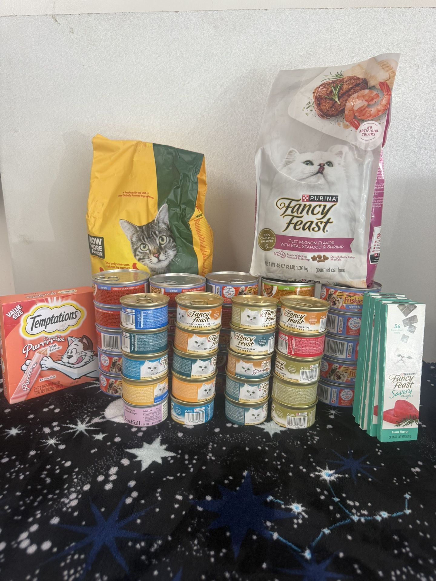 Cat Food, Wet & Dry Mix