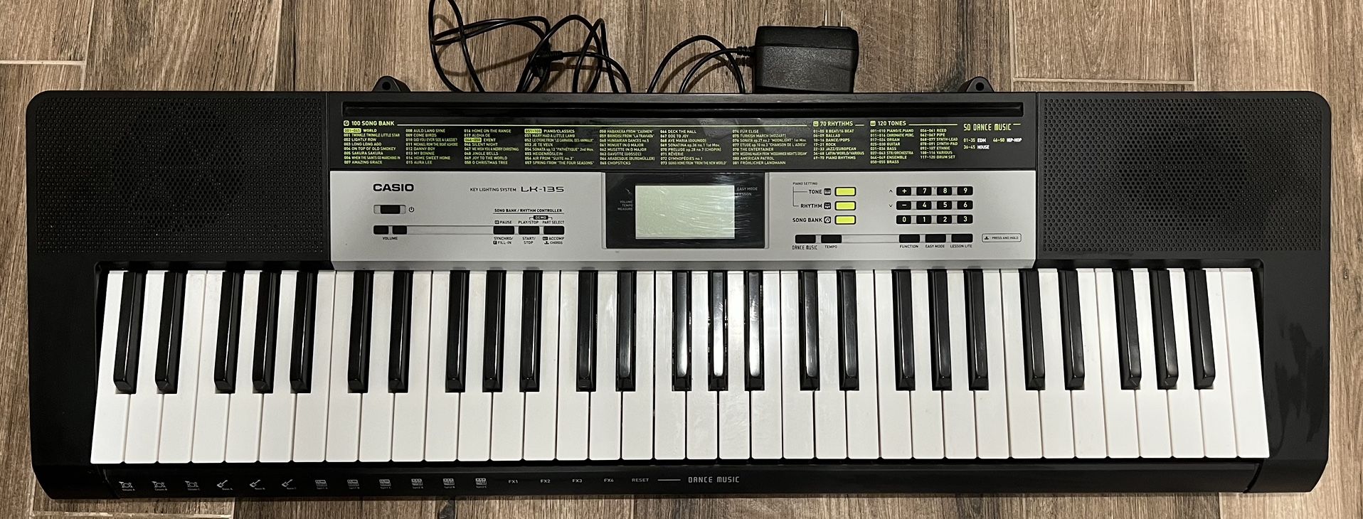 Casio LK-135 Keyboard