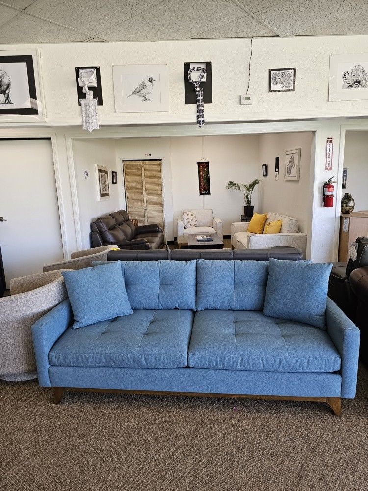 Fabric Sofa With Removable Cushions