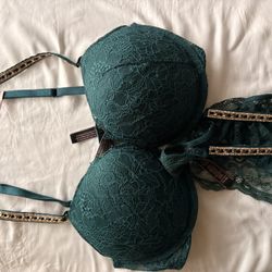 Beautiful Victorias Secret Top With Bedazzled 