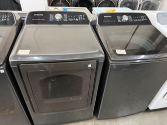 Samsung Top-Load Washer + Gas Dryer Set