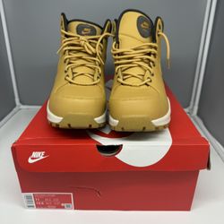 Nike Manoa Men’s Leather Boots NWT Color Haystack / Velvet Brown Size 11