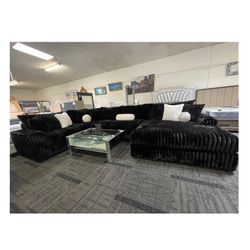 Sectional biggie customizable