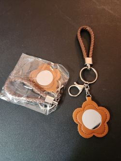 Flower Mirror keychain