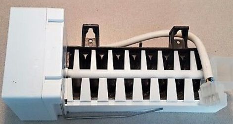 white and black ice maker for fridge