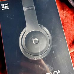 Beats Solo 3 (New / Sealed)