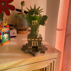 Lady Liberty Green Mnm Candy Dispenser