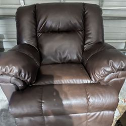 Oversized Rocking Manual Recliner